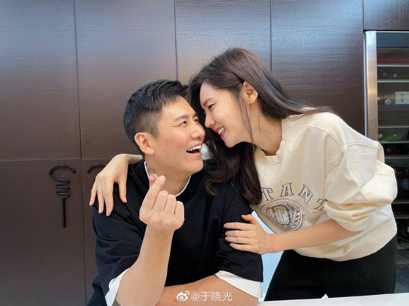 僵尸吃怪物
